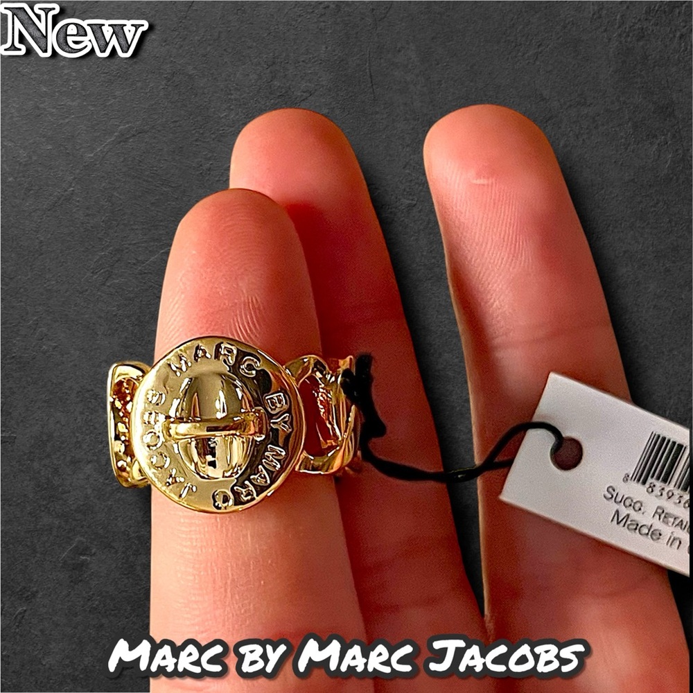 🔴New Marc by Marc Jacobs Gold Chain Link Turnlock “Chunky Katie” Ring Size 5/6 - Picture 3 of 8